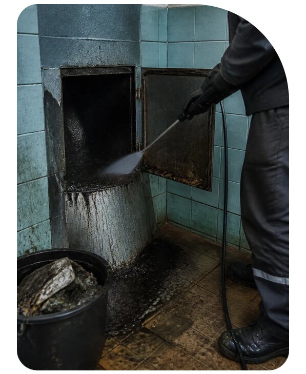 Мойка мусоропровода срочно в Мелеузе по цене от 5115 р. | Сенат-Млз